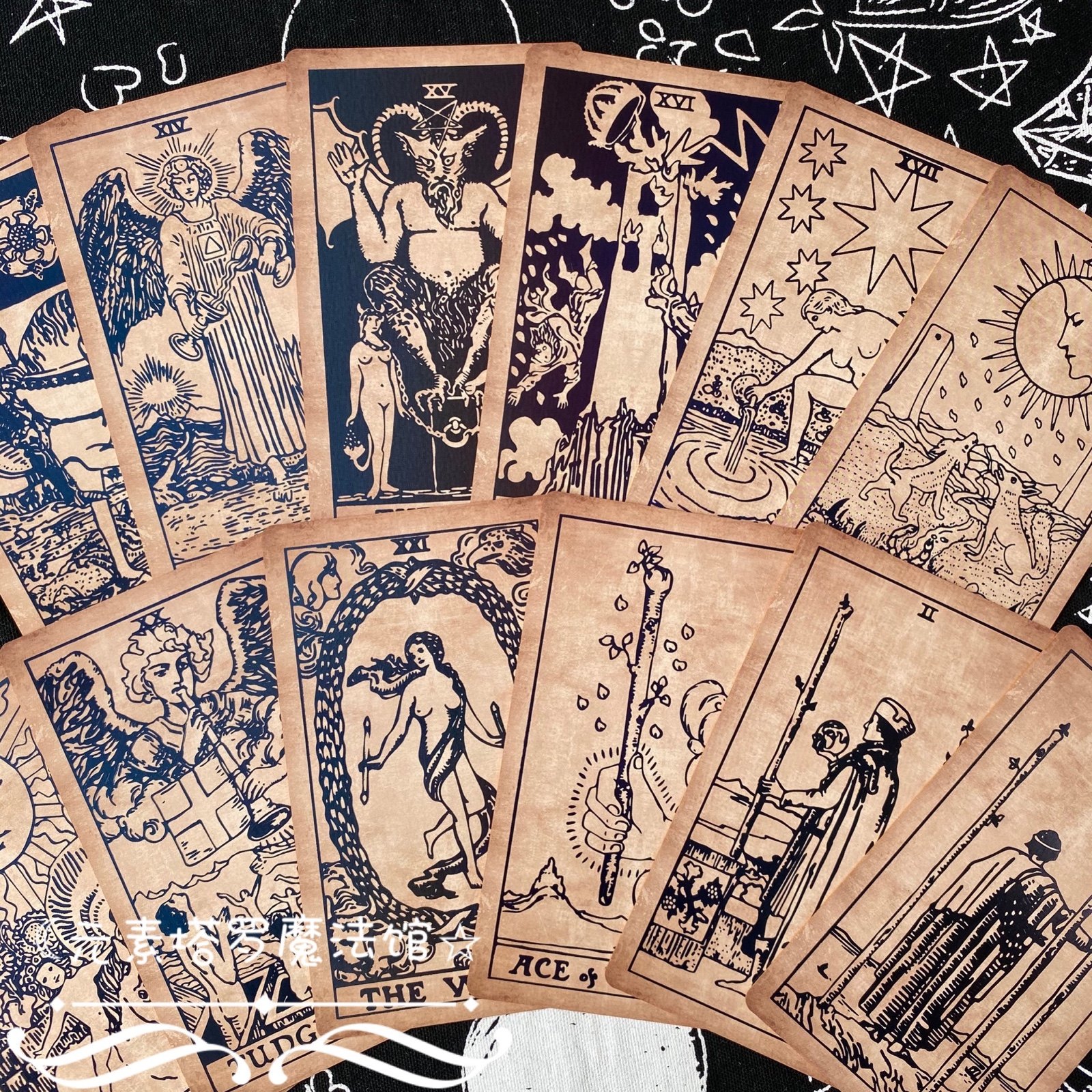 塔罗正版theneoridertarot镀金新世纪伟特复古浮雕桌游卡牌