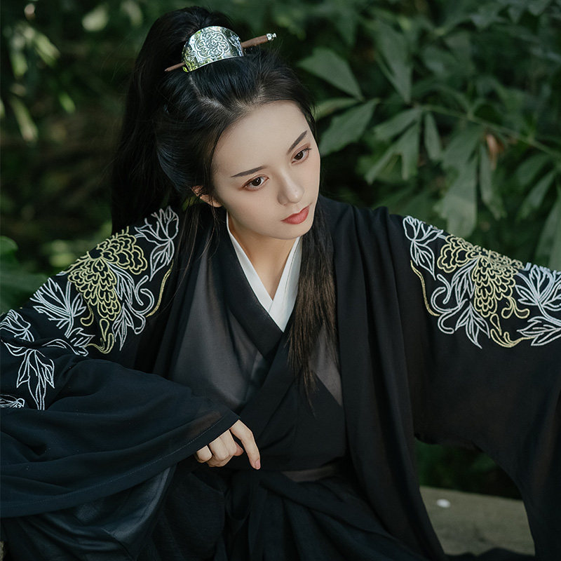 言然萧然原创汉服女中国风黑色霸气民族服装