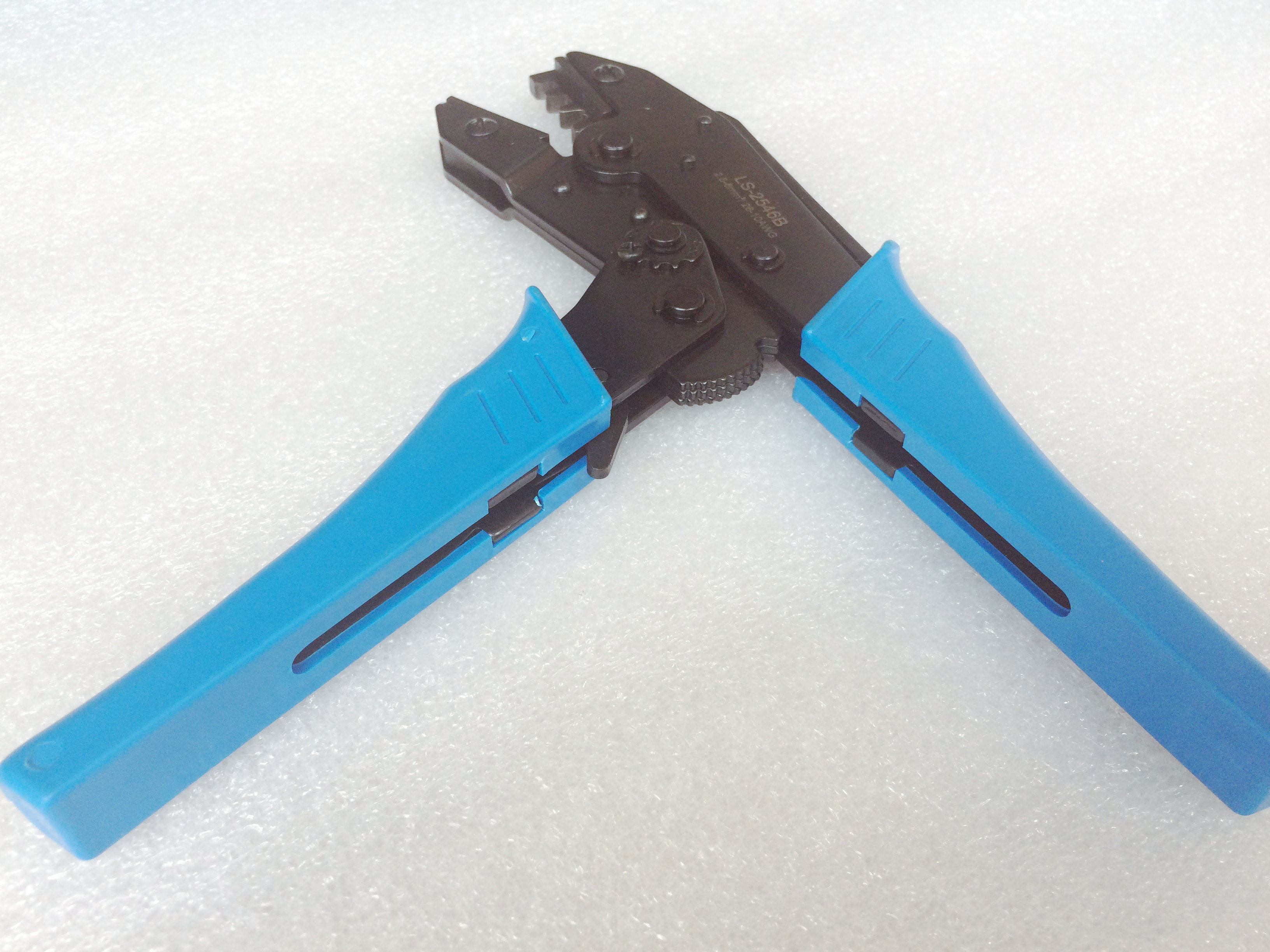 光伏线缆mc4压线太阳能电池板端子压接工具电线压线钳