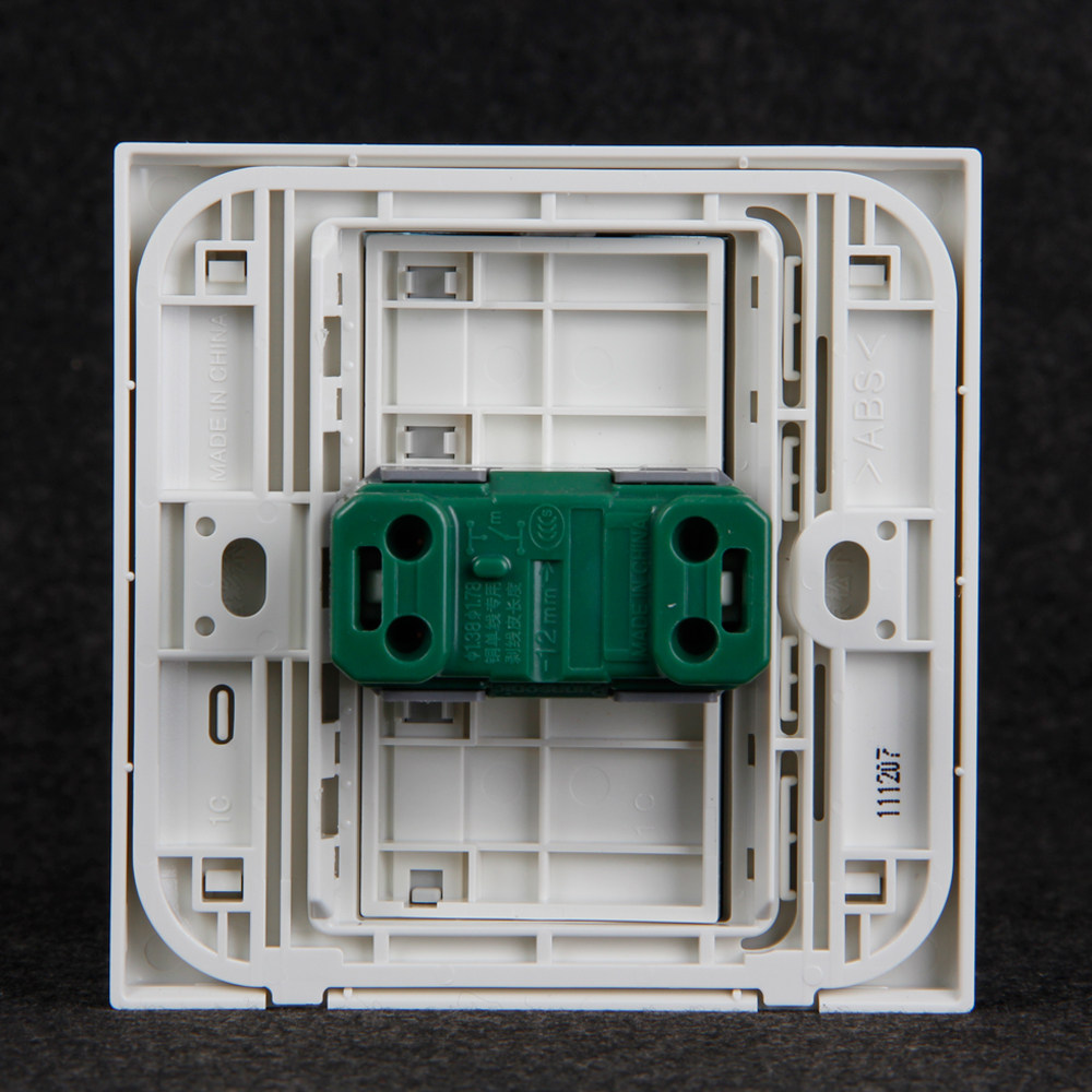松下开关插座面板宏彩系列1位一开开单控带led单控开关