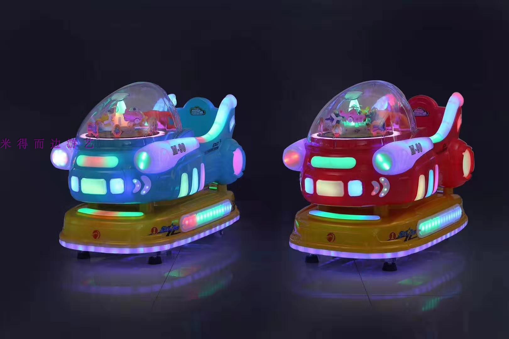 新款创意画屏飞机旋转游乐场时光战机摇摇摇车摇摆机