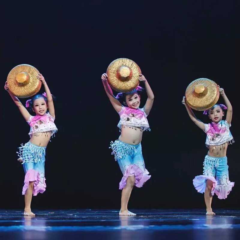 第九届小荷风采元旦儿童演出服三沙海娃舞蹈斗笠道具少儿女表演服