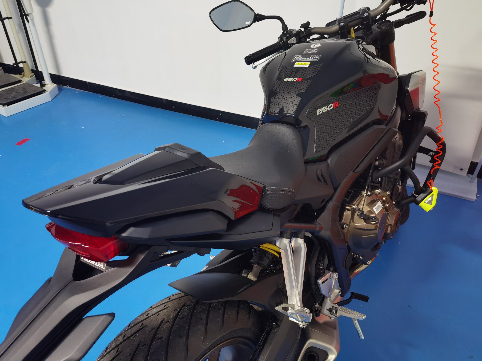 适用本田cb650rcbr650r192020尾盖驼峰单座后坐摩托车外壳