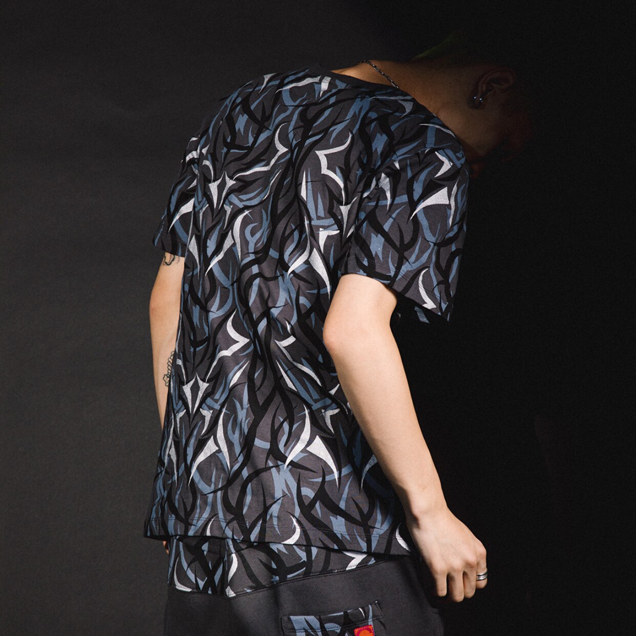 upsclotalienegra上海限定荆棘系列陈冠希同款短袖t恤