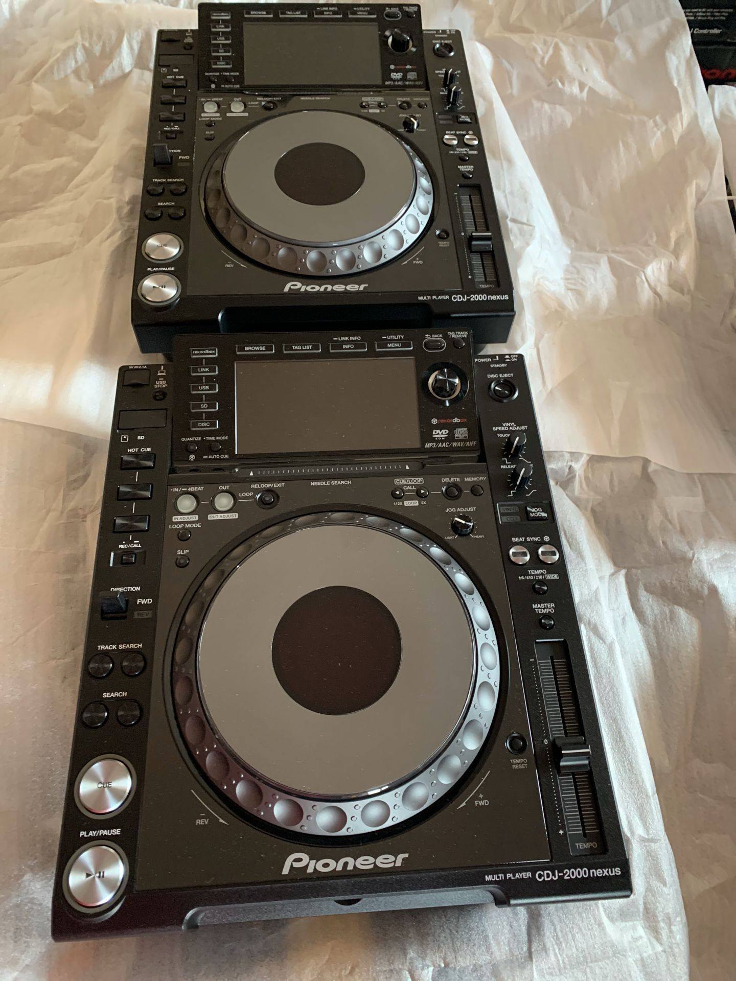 先锋pioneercdj2000nexus碟机一对支持cdsd卡带包装调音台舞台