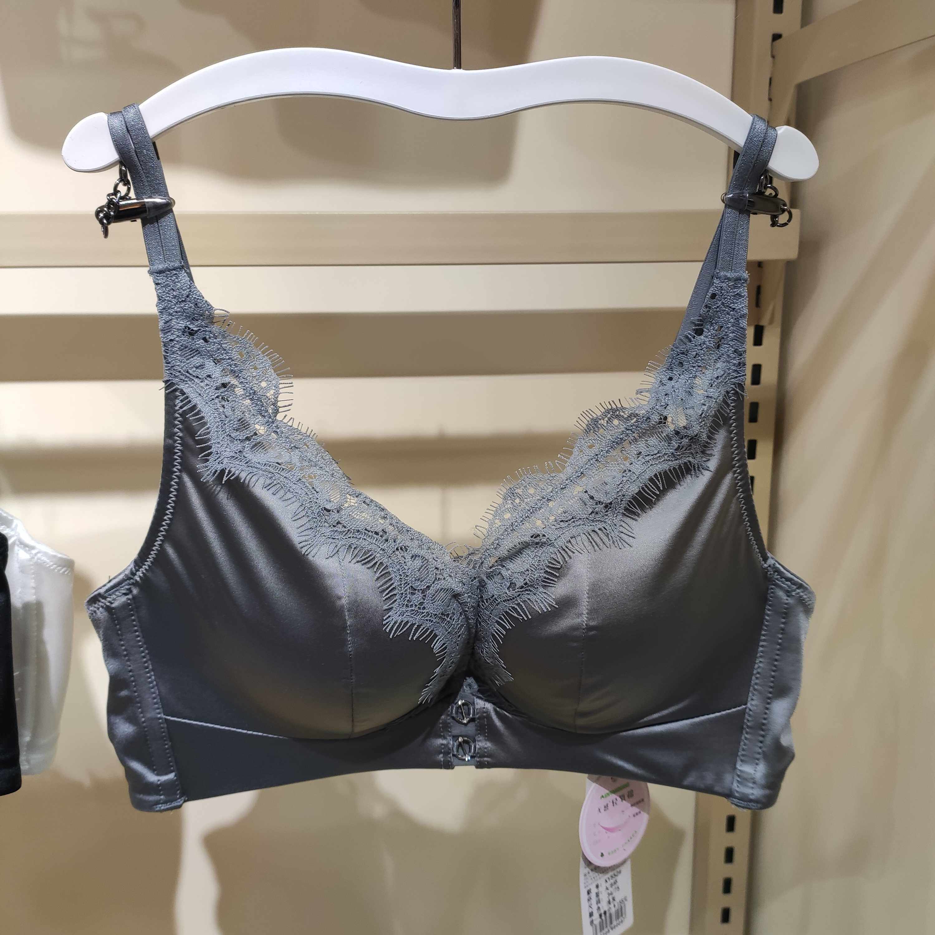 胸罩新款乳调文胸罩美背整型收副无痕专用平胸文胸