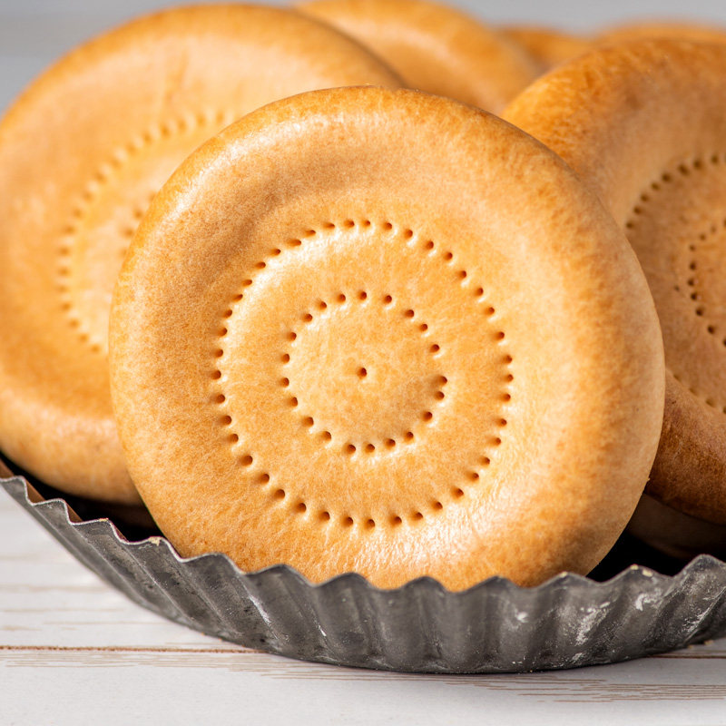 新疆特产牛乳牛奶饼干烤馕传统手工小吃休闲传统中式糕点