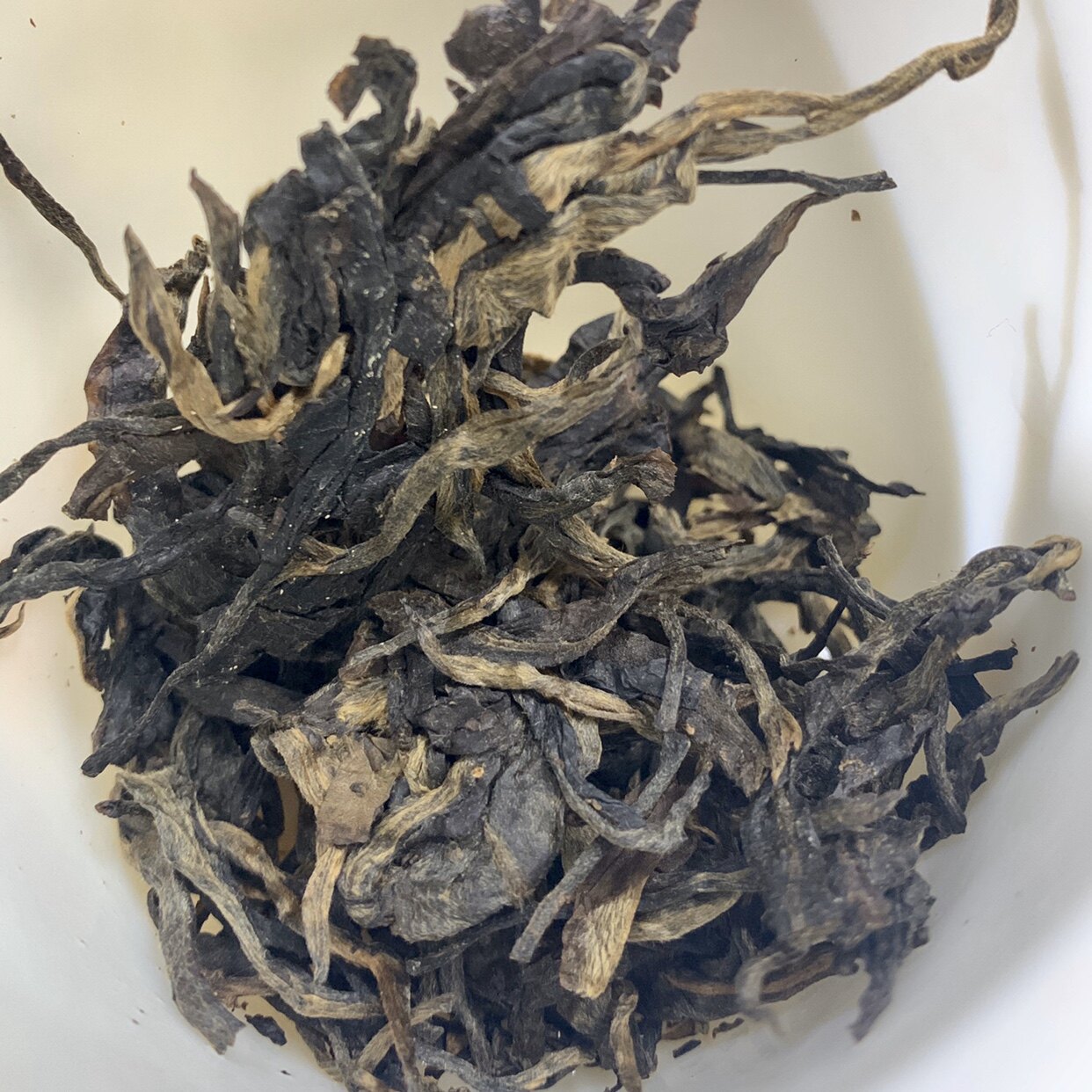 2012云南勐海茶区普洱生茶勐宋保塘357g古树茶头普洱