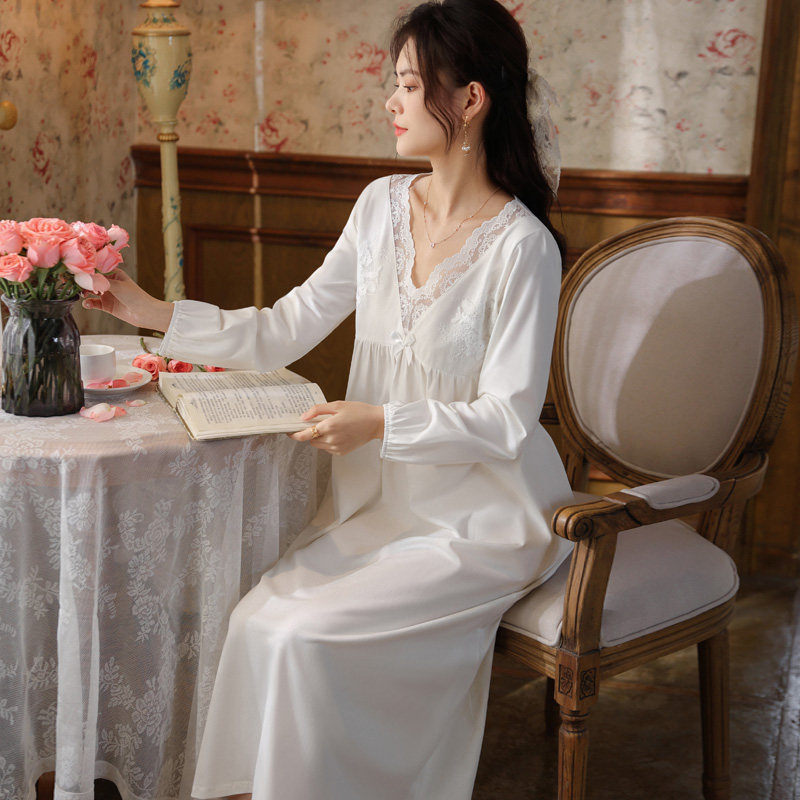 长袖睡裙女棉春宫廷复古风长裙公主宽松睡衣v领外穿家居服春秋