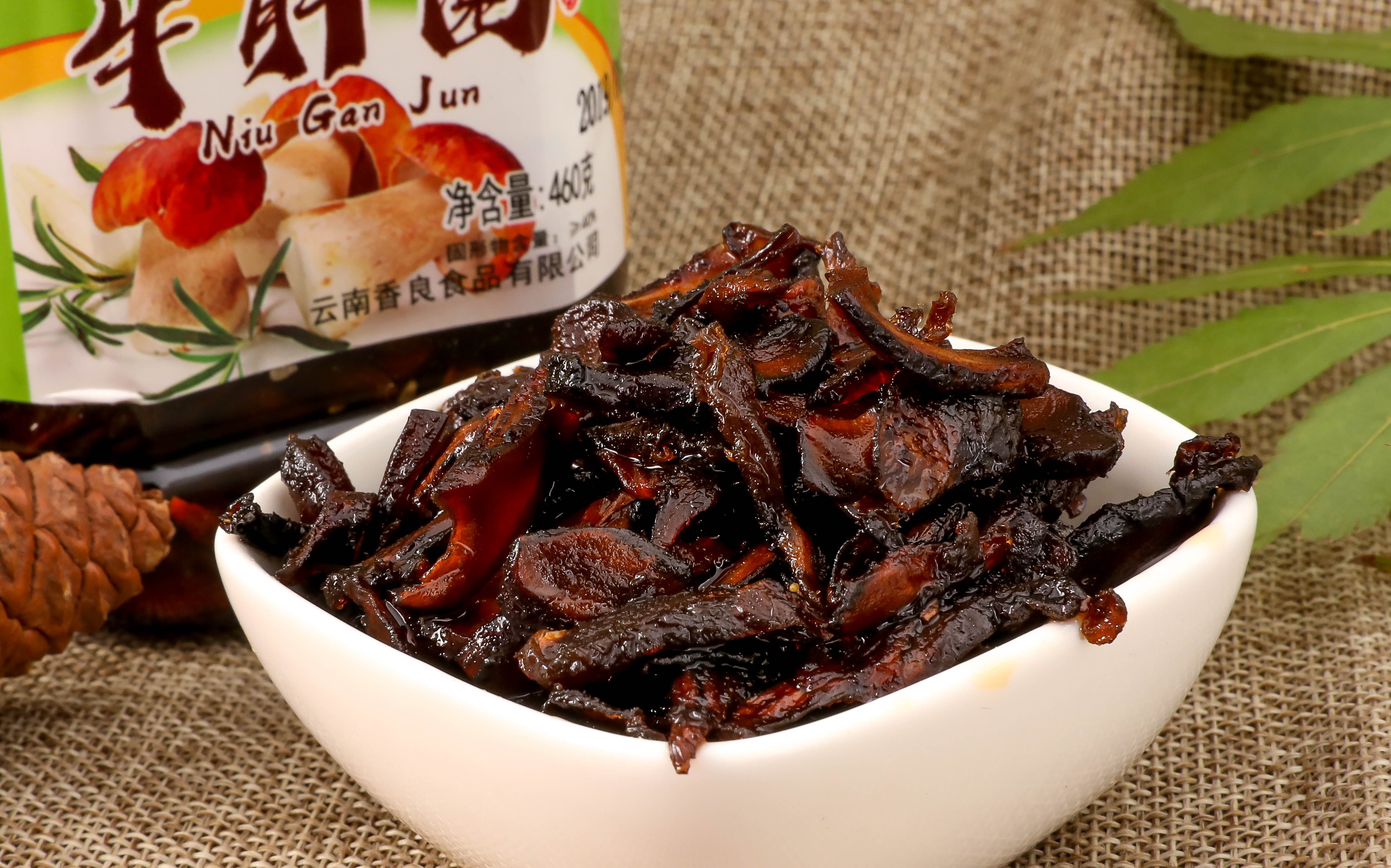 菌香传奇油鸡枞菌即食野生香菇油酱云南特产牛肝松茸菌风味下饭菜