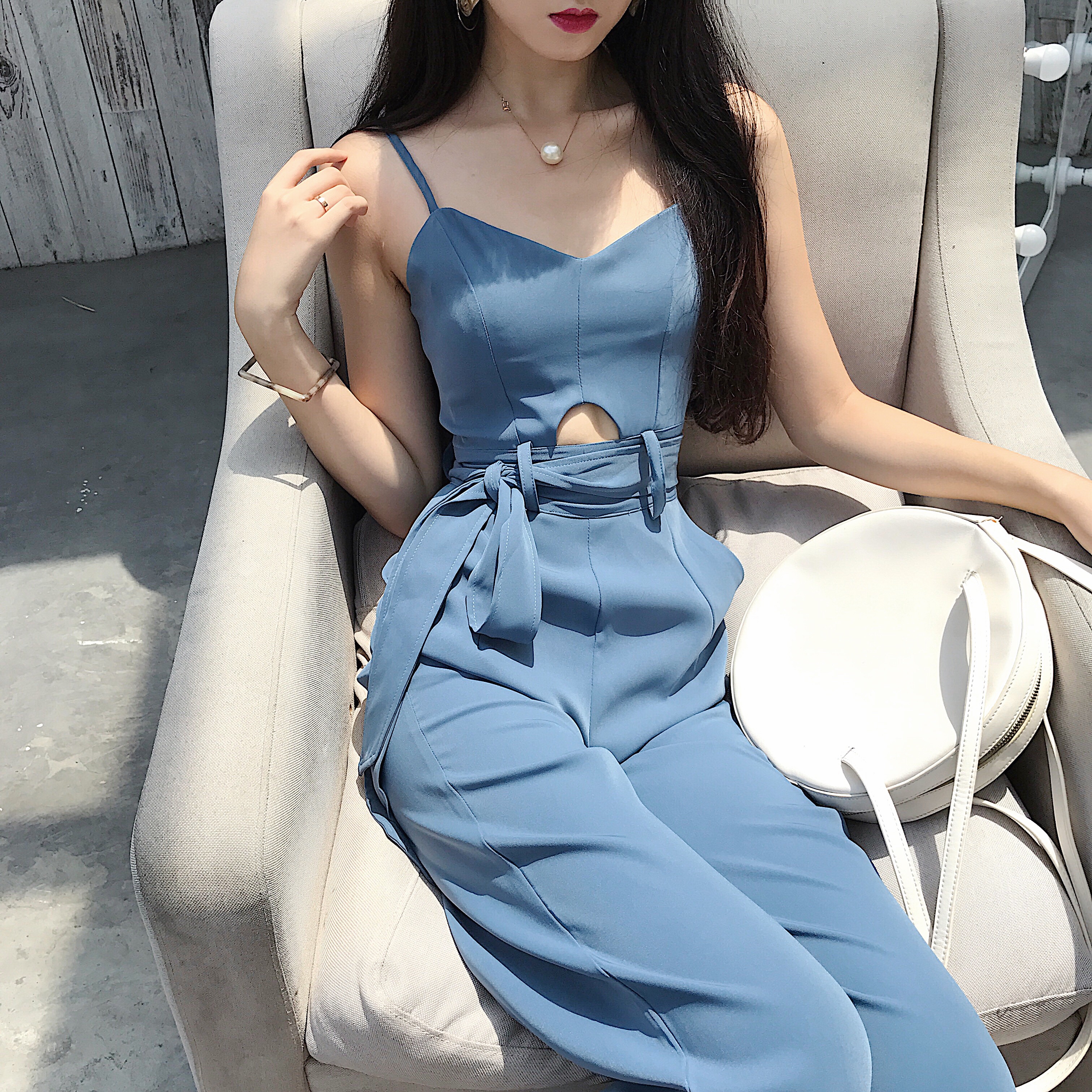 新款气质V领吊带式露胃高腰系带百搭修身时尚九分连体裤女衣夏季