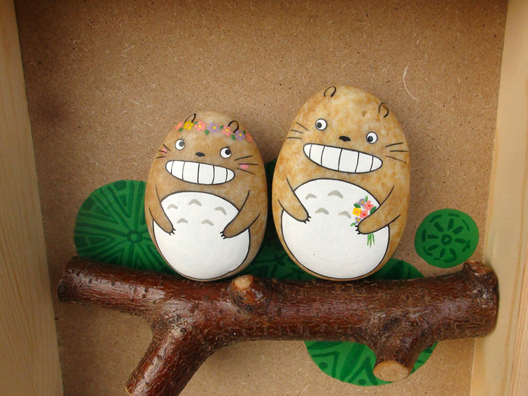 七夕表白礼物定制石趣部落手绘石头画龙龙猫摆件