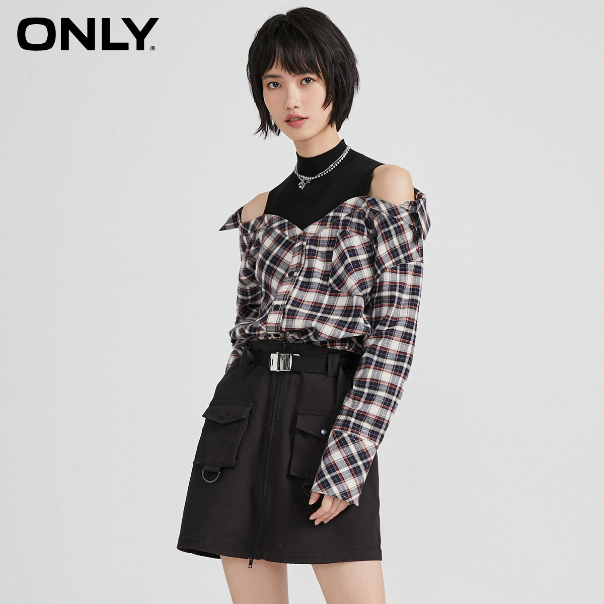 only夏季新款时尚两件设计格子长袖露肩休闲蕾丝衫