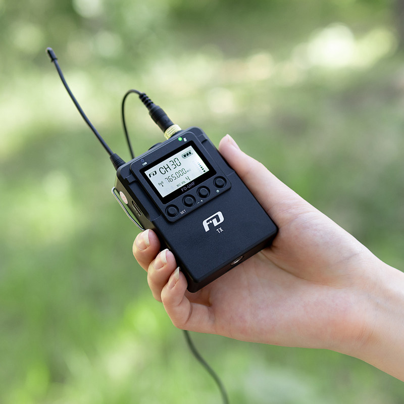 直播一拖飞度无线麦克风fm103采访手机小蜜蜂领夹其它配件