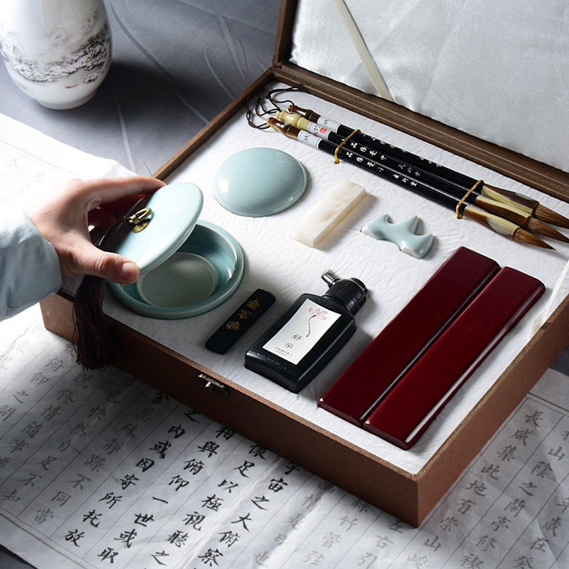 毛笔套装高档专业全套笔墨纸砚入门初学书法用品用具创意礼盒狼毫笔架