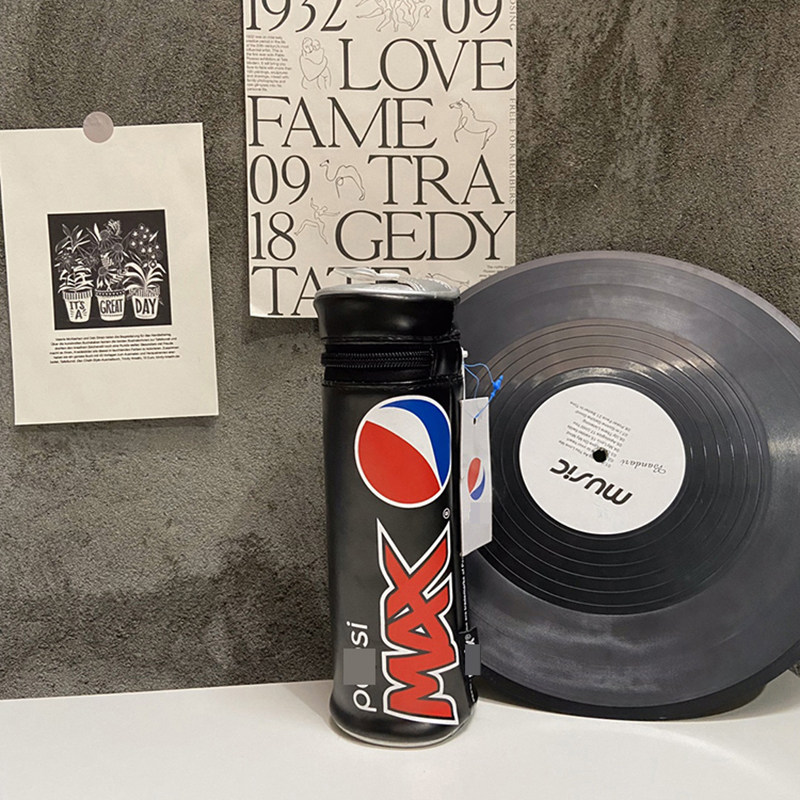 xian量款笔百事可乐周边水瓶女生化妆刷套趣味拉链通用款女包