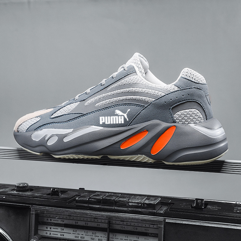 正品秋冬季新款虎彪马壮男鞋椰子700v2老爹情侣运动休闲鞋