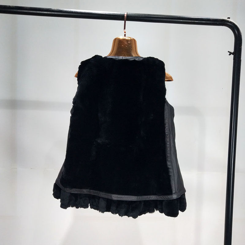 秋冬短款坎肩背心夹背马甲外搭女装羊皮整皮皮草
