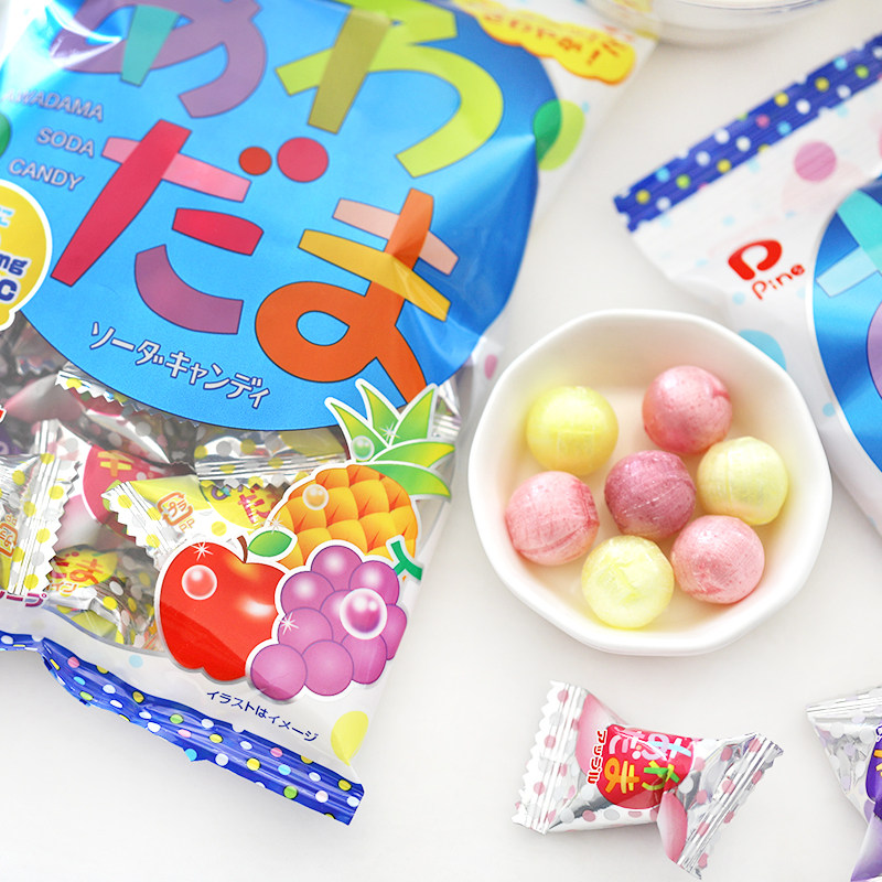 pine日本水果汽水糖硬糖葡萄菠萝苹果三色混装汽水糖气泡糖果喜糖