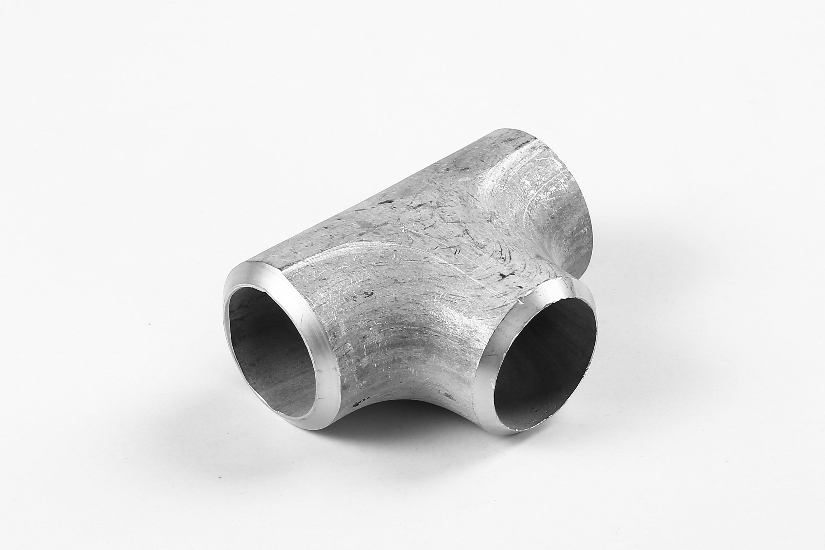 316l冲压三通108-273工业无缝对焊接头等径不锈钢管件酸洗原色402