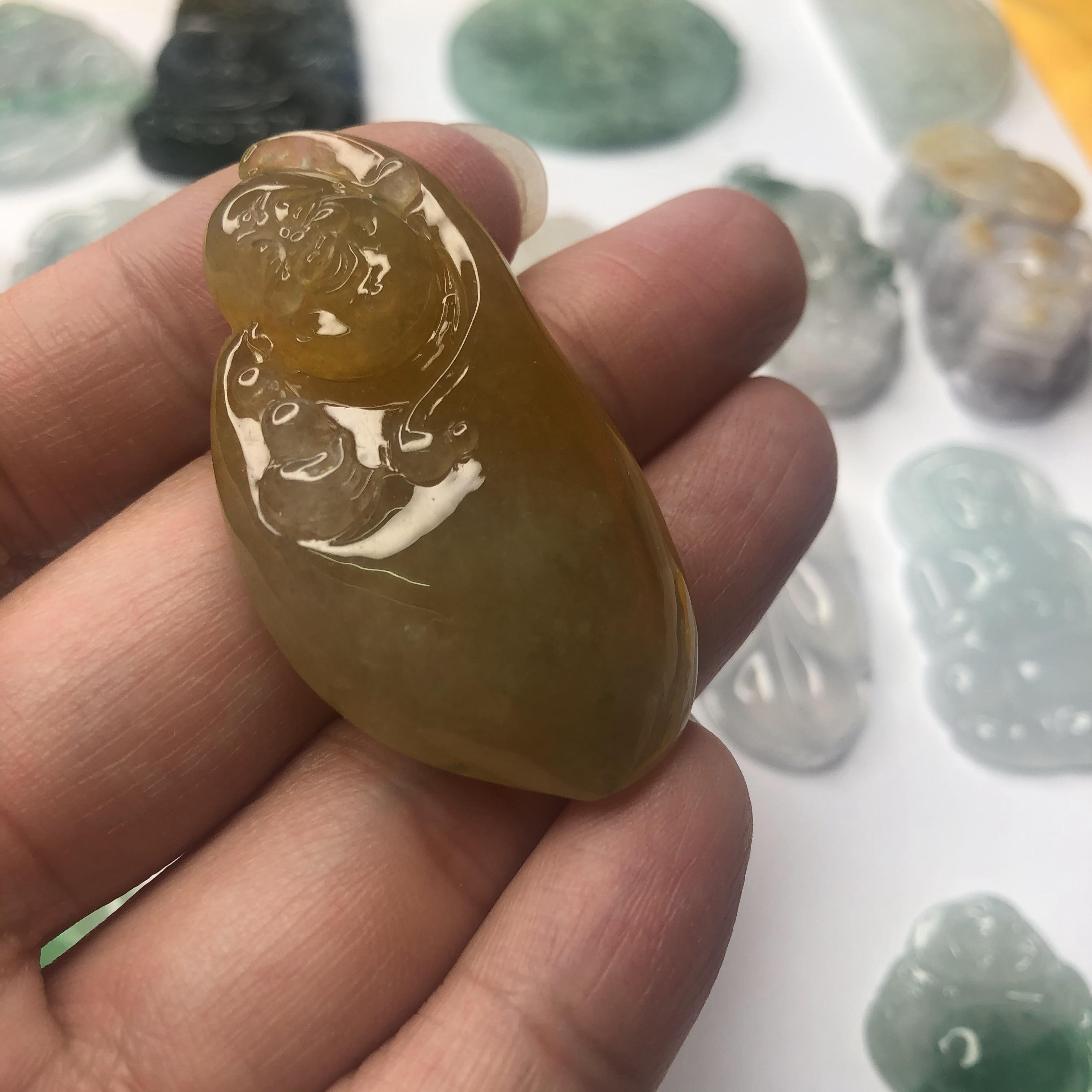 天然缅甸翡翠老种黄翡布袋笑佛玉器吊坠颈饰