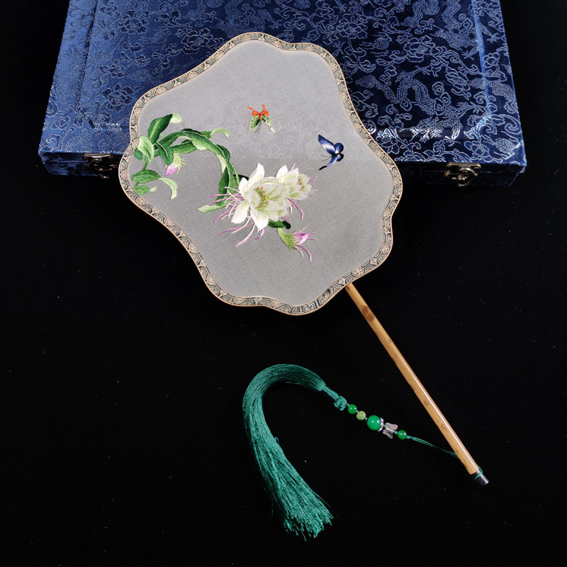 飞仙芭蕉苏绣团扇真丝双面刺绣女式舞蹈扇中工艺扇