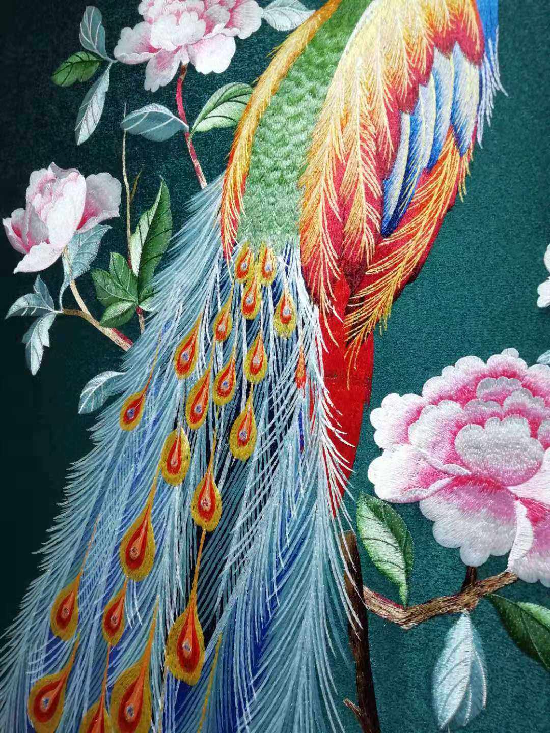 独秀墨绿色孔雀刺绣壁布中式花鸟水墨竖款墙布墙布