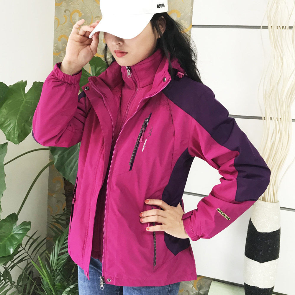 中老年冲锋衣女三合一可拆卸冬季加绒加厚大码防风冲锋衣