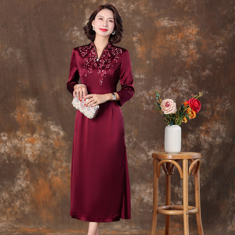 婚宴喜婆婆礼服中式大码妈妈连衣裙重工高端绣花礼服