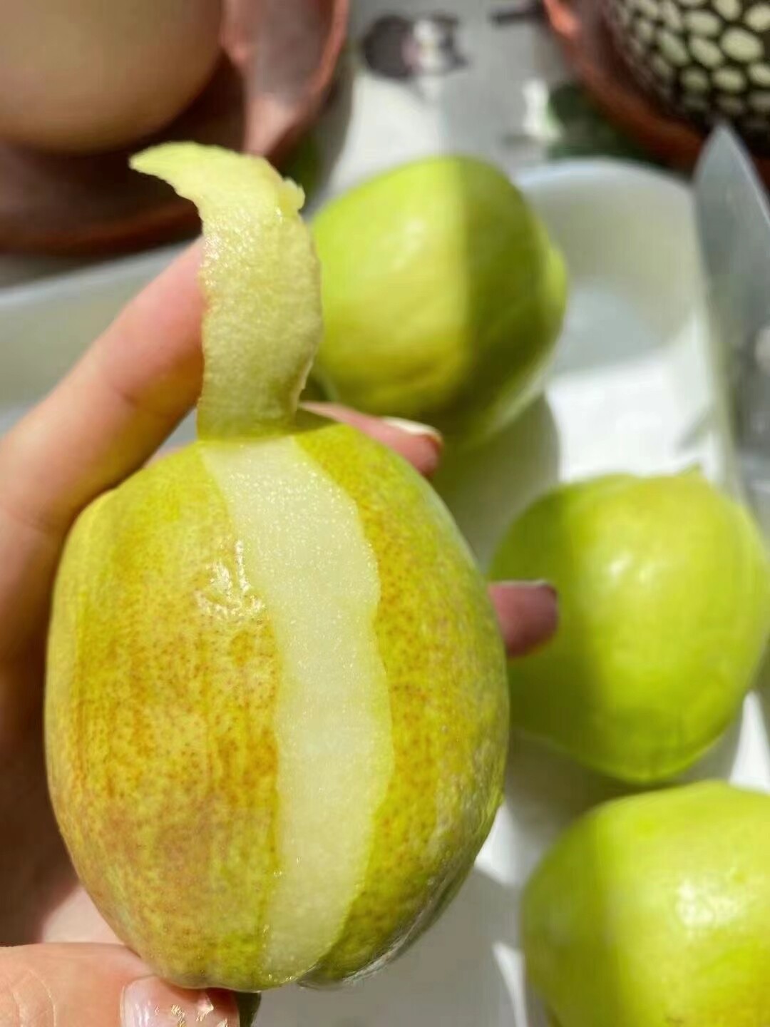 新疆库尔勒香梨明年发货清甜多汁8斤一件顺丰梨