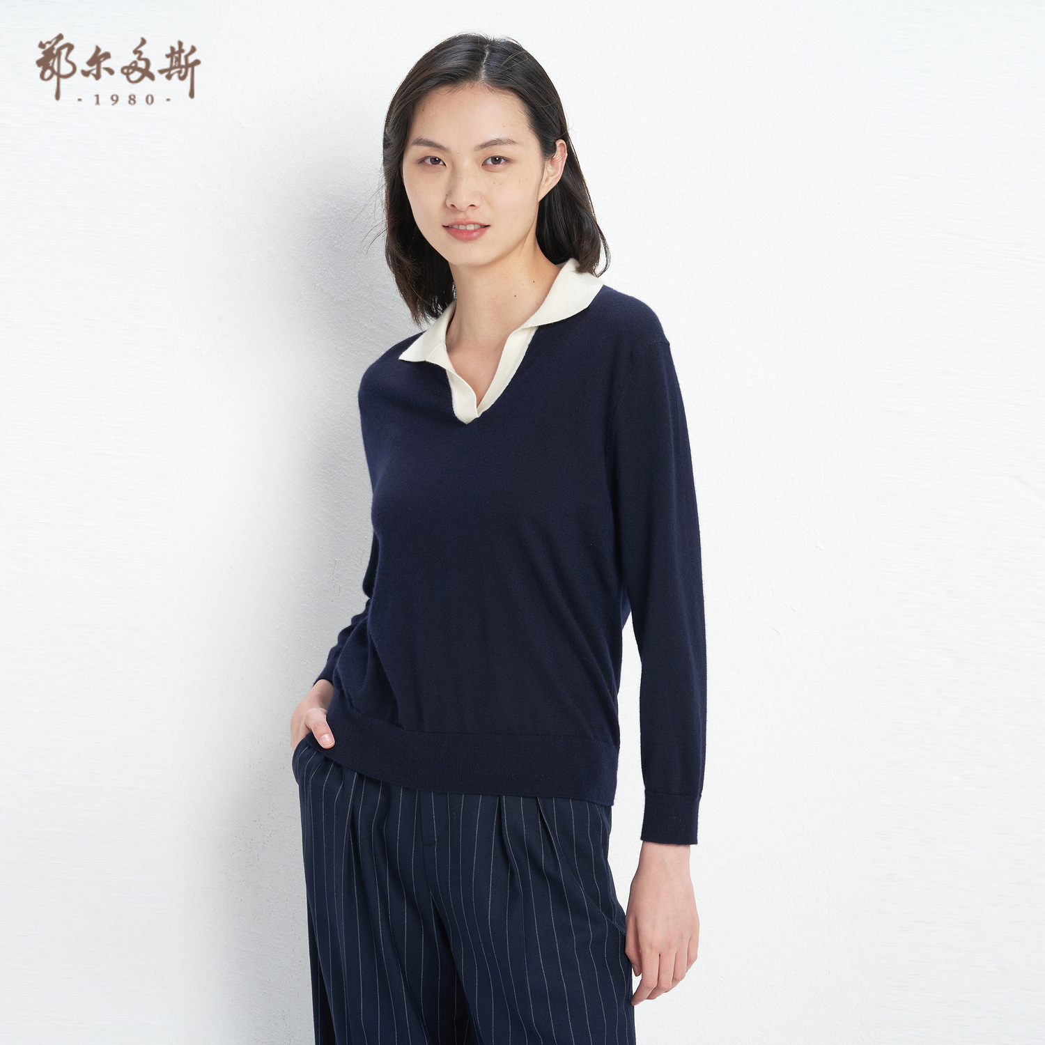 鄂尔多斯1980女装早春新款精纺羊绒衫撞色轻薄毛衫c215a0105羊绒衫