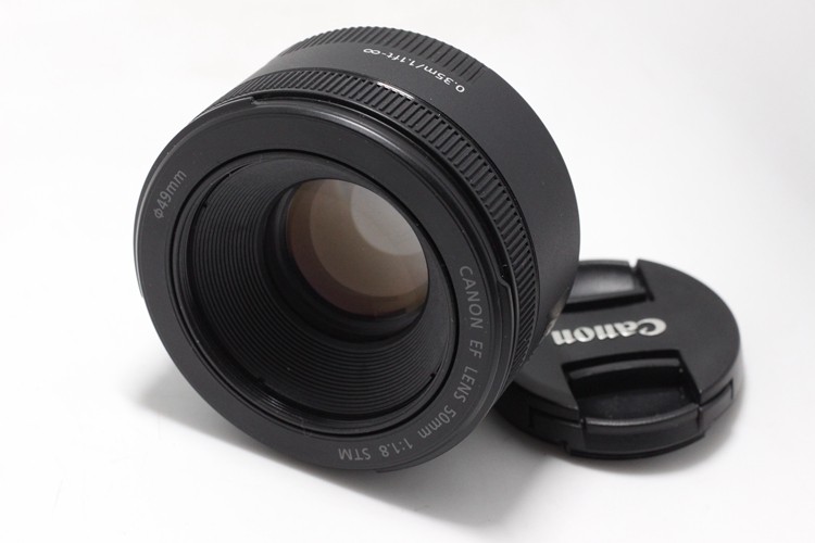 佳能50mm 1.8 stm ii二代三代 二手单反相机定焦镜头人像小痰盂