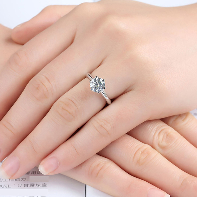 进口莫桑石钻戒18k金铂金戒指经典t家六爪女款s925银婚戒情侣对戒