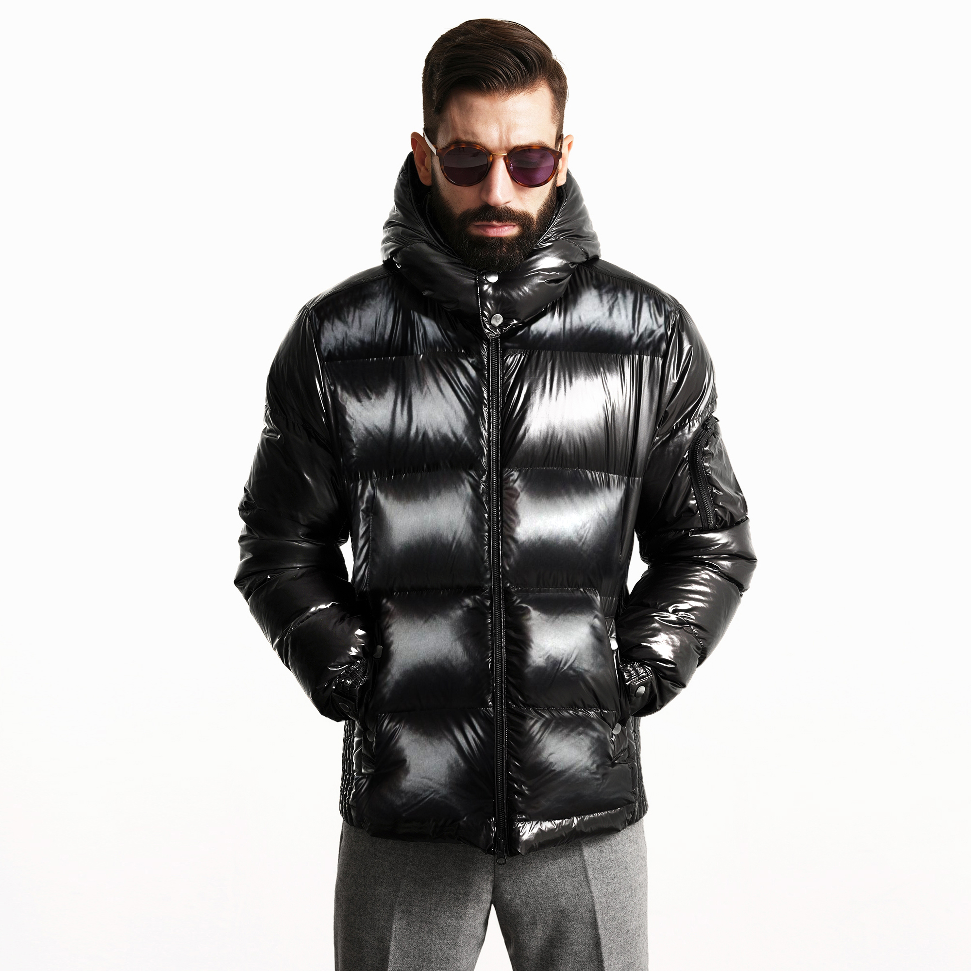 艾比路秋冬经典复古轻奢鹅绒超轻防水防寒男女连帽羽绒服外套高端