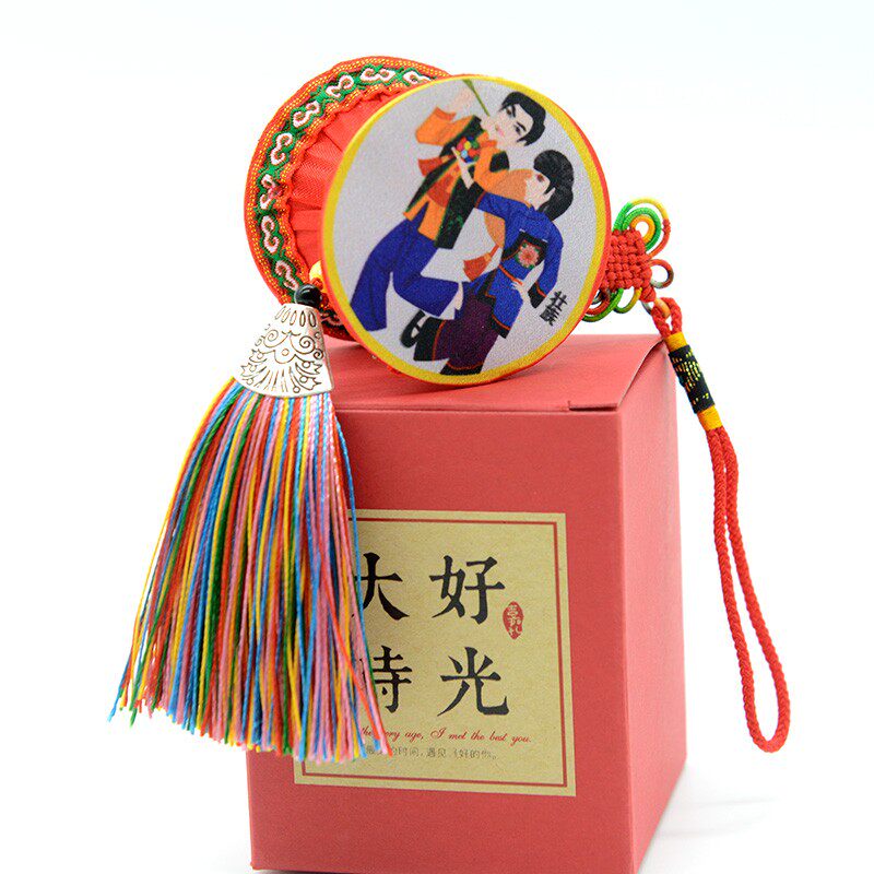 广西瑶族手工艺品布艺铜鼓挂件车挂民族特色记念壮绣