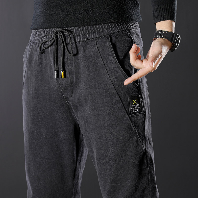 男士2022新款松紧腰休闲牛仔裤男直筒潮牌夏季修身黑色长裤子春秋