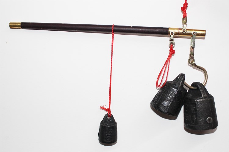 计量耐摔纪念绳子老式称木杆秤手柄铜包边天平平衡喜称刻度红绳杠