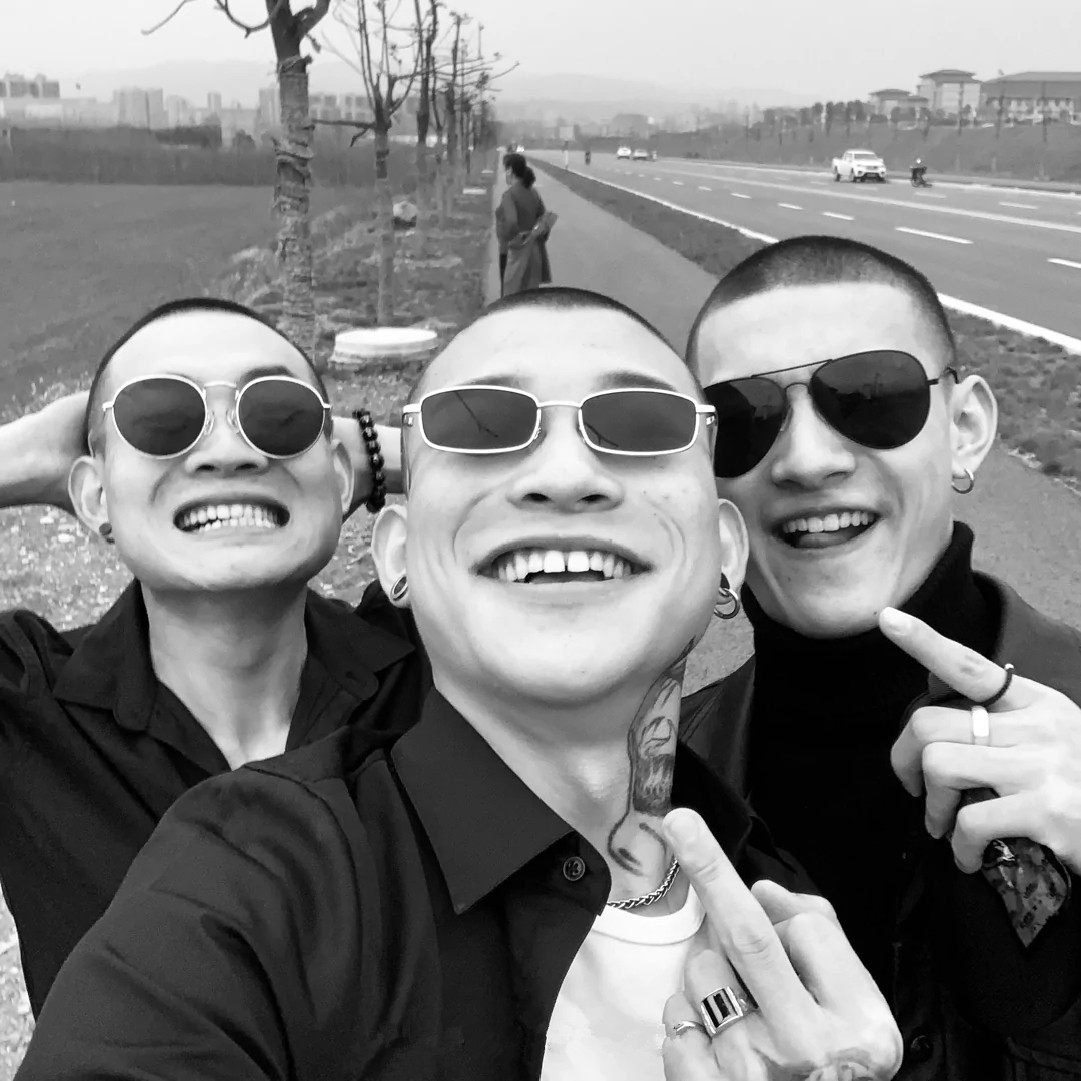 2020新款长方形墨镜潮男男女快手网红新腾攀娘太阳眼镜