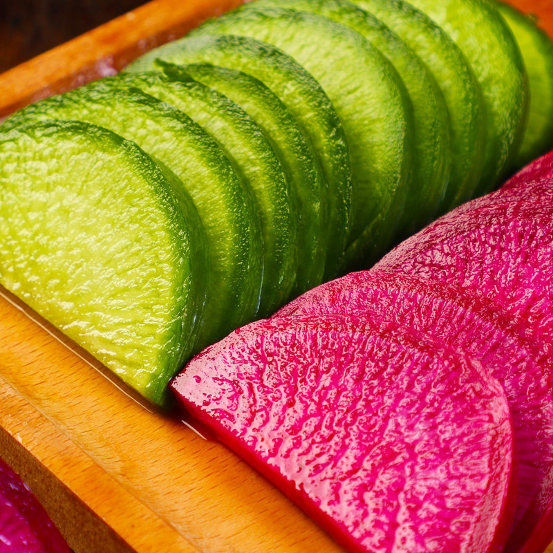 萝卜美人水果甜脆水果型青红红皮凤梨潍坊窝心萝卜