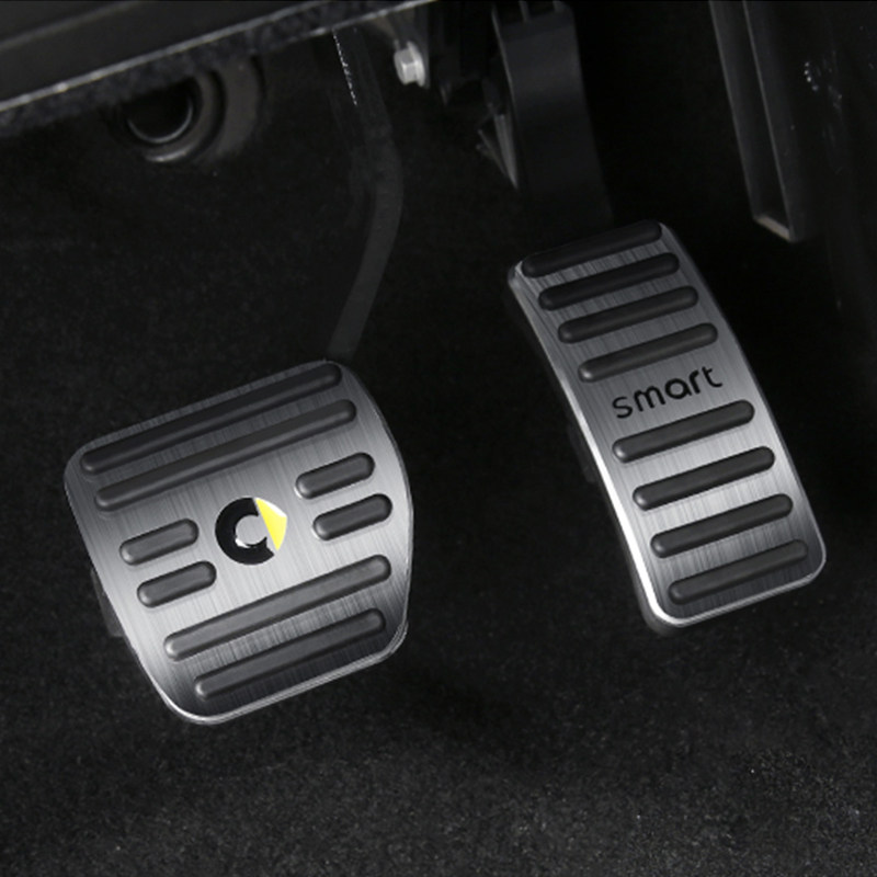 奔驰smart新款汽车油门踏板斯玛特改装内饰铝合金驾驶室脚踏板