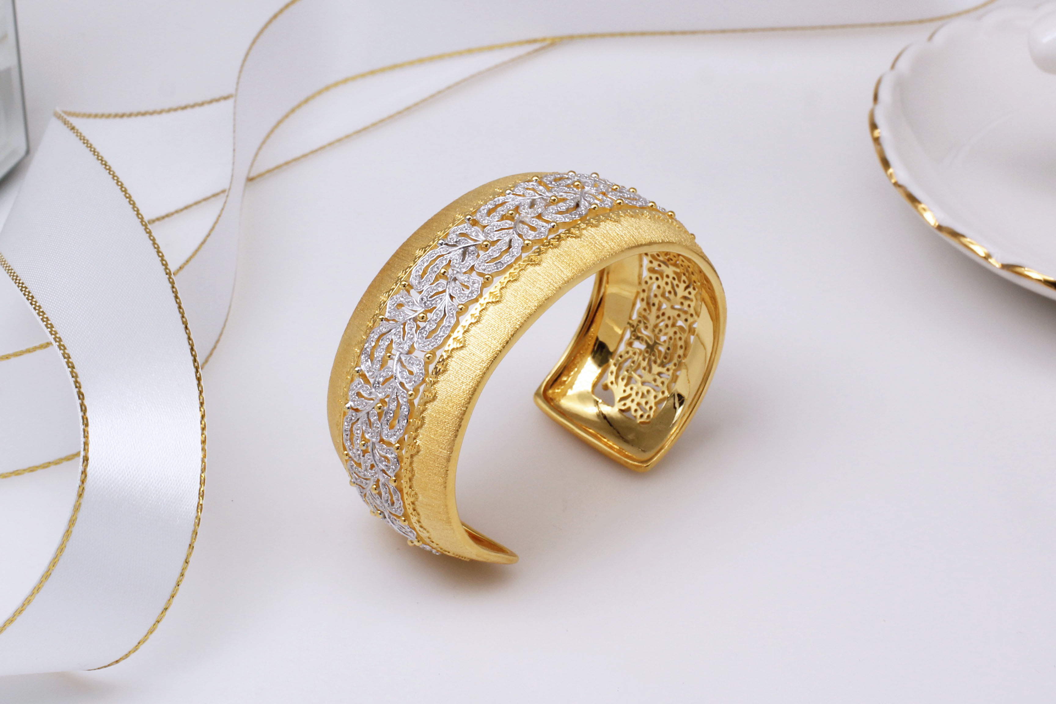 国际大牌御用工厂意大利银饰轻奢定制镀金拉丝手镯