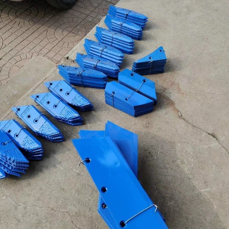 雷肯液压翻转犁副犁托副犁尖犁铲龙丰真霸霸道农机配件