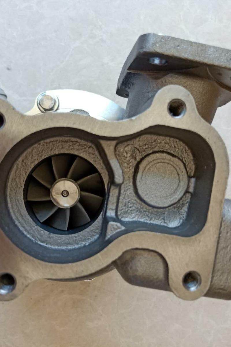 无锡四达柴油发动机配套涡轮增压压机空压机增压器增压器