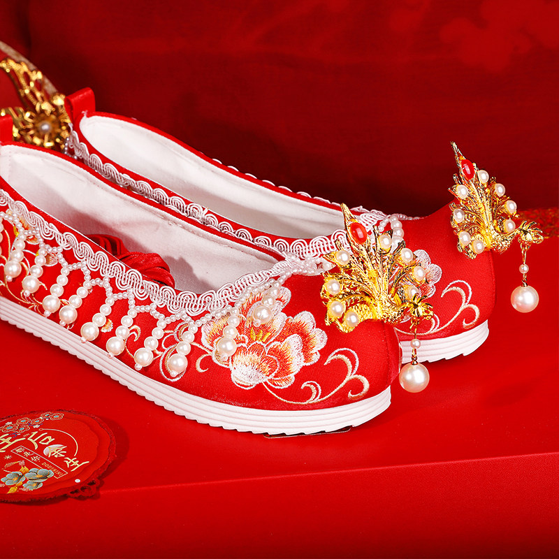 七月荷洛神赋平底刺绣凤头婚鞋秋季女汉结婚秀禾布鞋