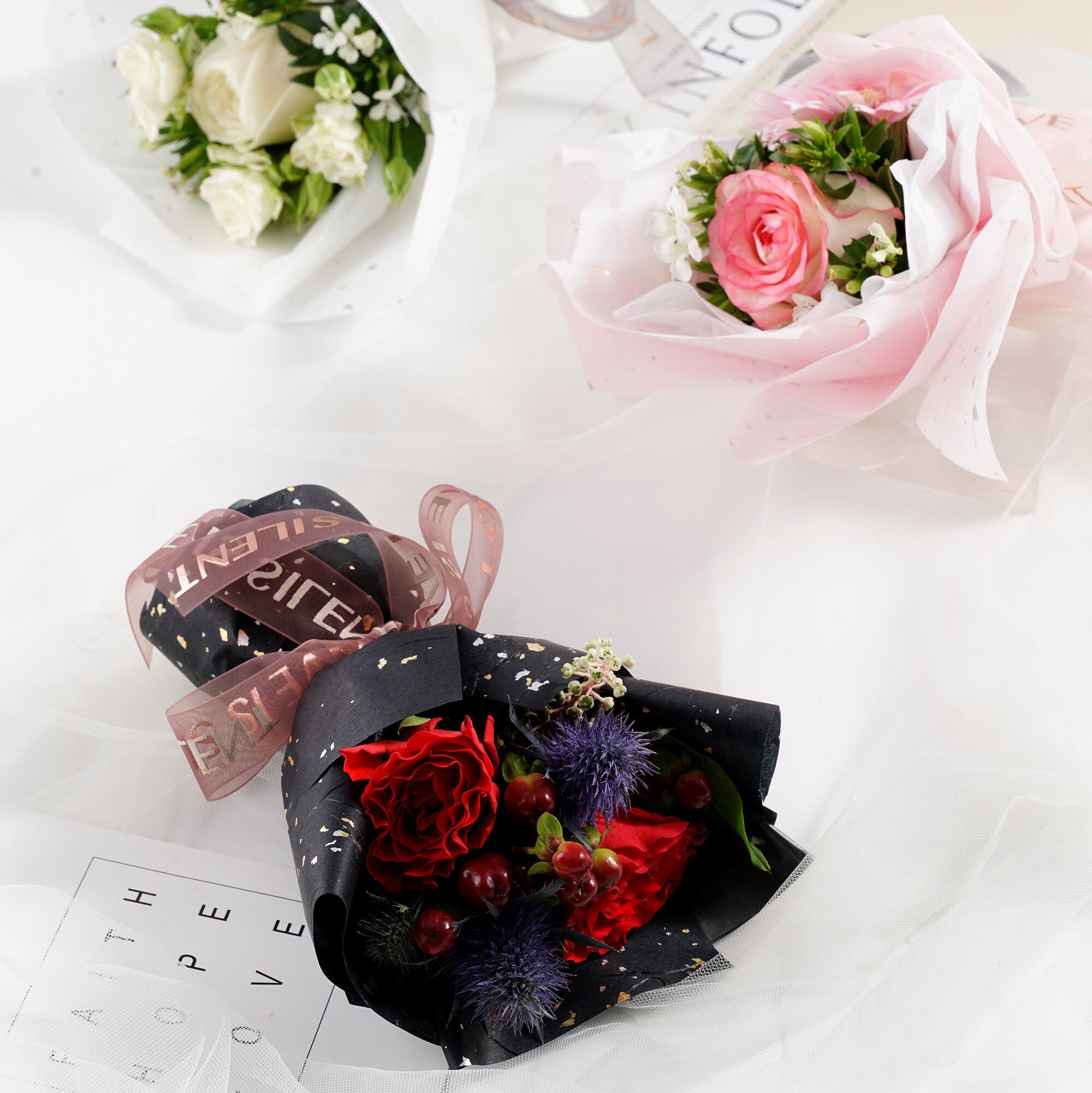 鲜花包装纸防水梦幻金银纸包花纸韩国进口花店花艺包装纸