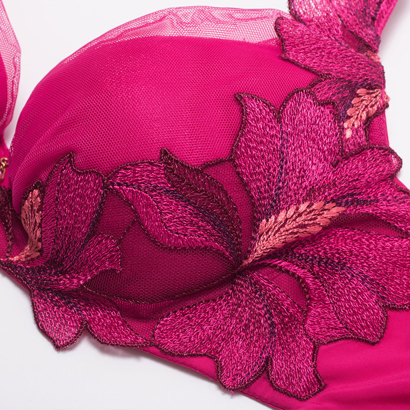 曼妮芬精美刺绣轻薄透气胸罩 舒适提托性感聚拢文胸 薄款内衣
