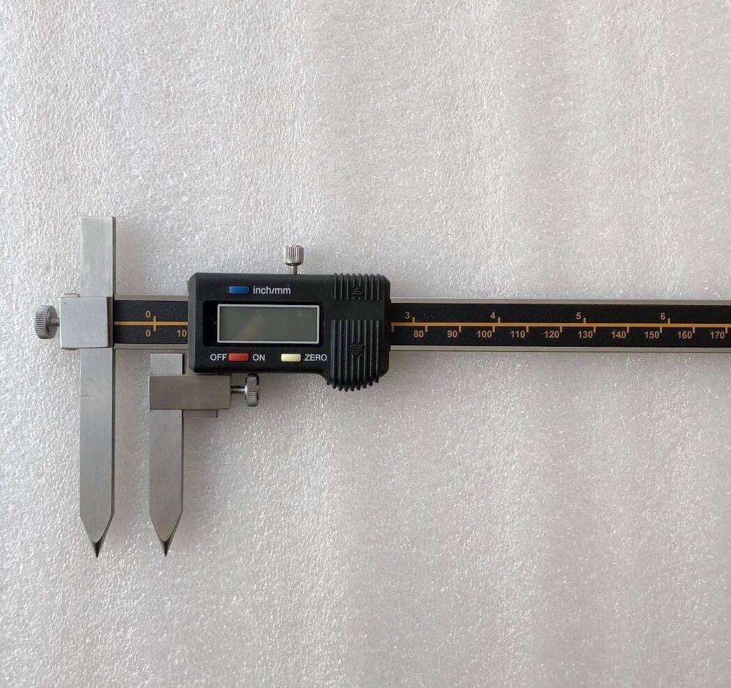 三韩中心距锥头数显游标卡尺10-300-150-20020-200-300-500-600游标