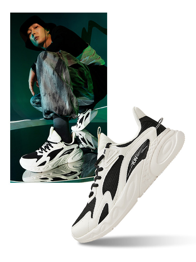 龙眸男鞋运动鞋2022春季新款轻便透气跑鞋减震跑步鞋