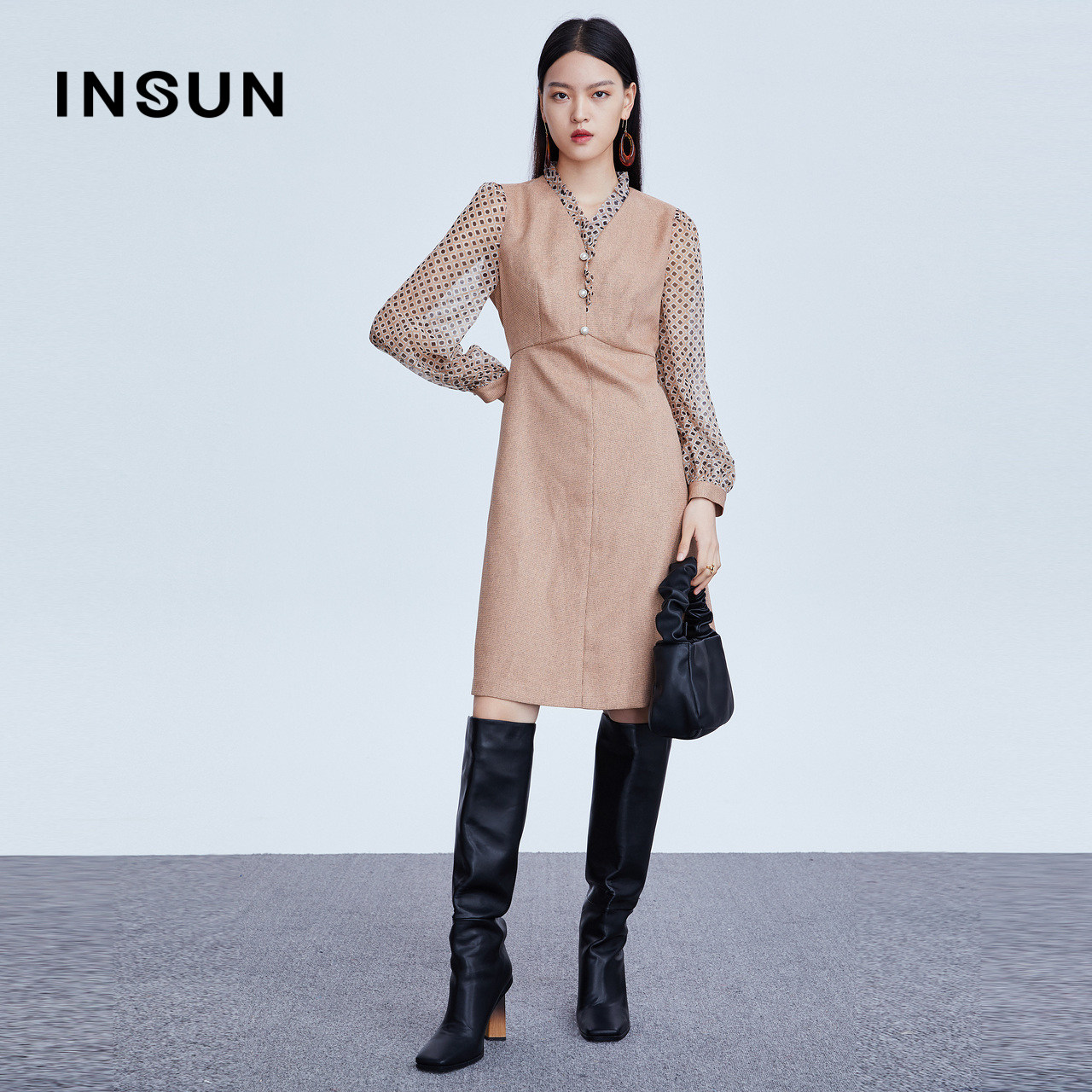 恩裳秋季新款时尚欧根印花长袖撞色收腰中长连衣裙