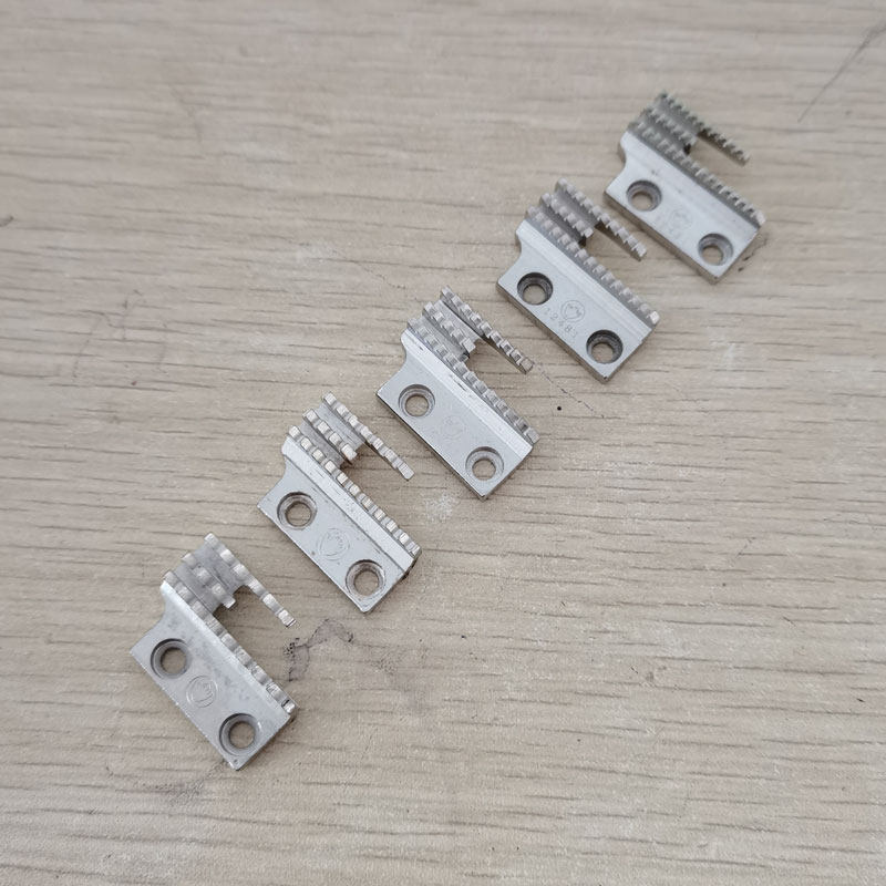 缝纫机配件针板大全平车通用h26厚料大小小孔缝纫机